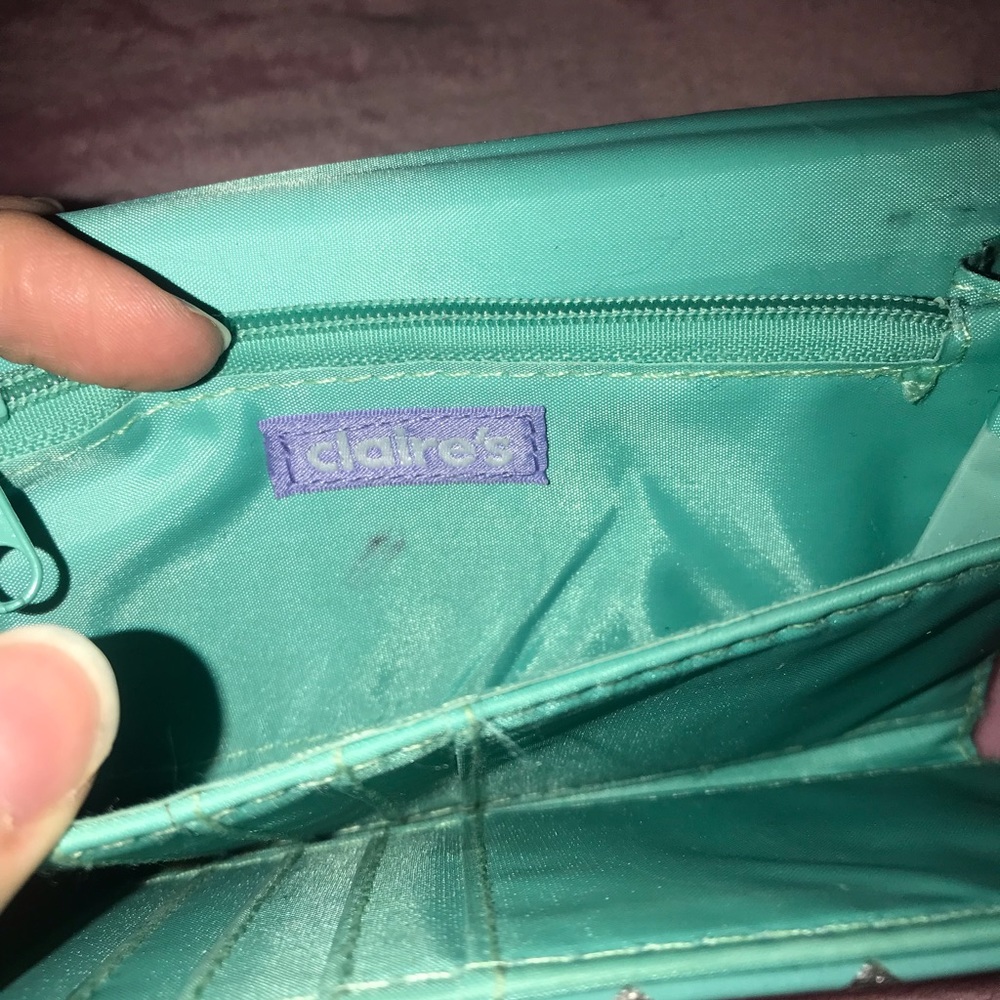 Wallet 💕💙 - Picture 4 of 5